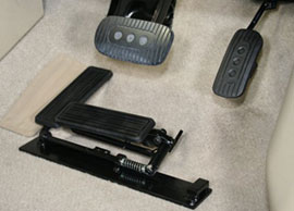 左足用アクセル - 運転補助装置 - ニッシン自動車工業新越 ～ 福祉車両