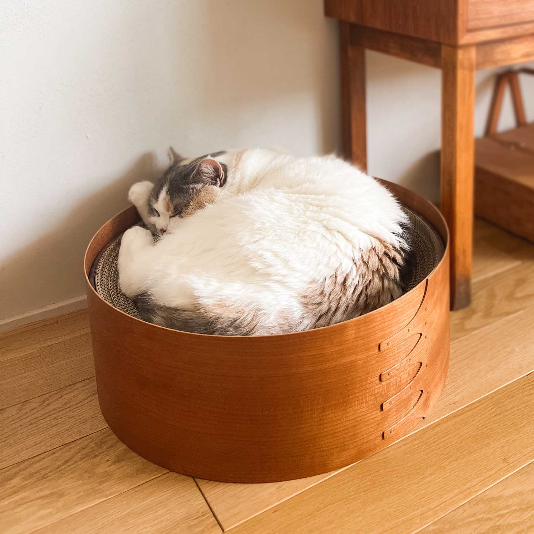 オルネコ・シェーカーネコベッド｜オルネコ（ベッド・ハウス）｜オルネ