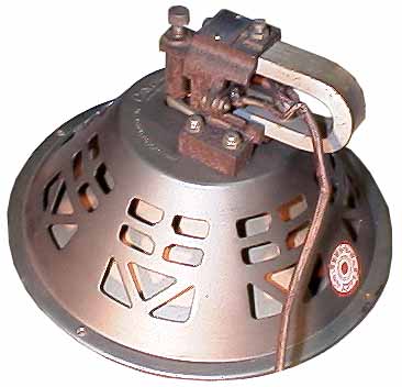 スピーカー、大正から昭和初期の製品（ラジオ少年の博物館）＞