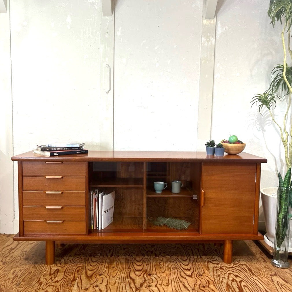 ジャパンヴィンテージ サイドボード チーク材 ガラス ビッグサイズ