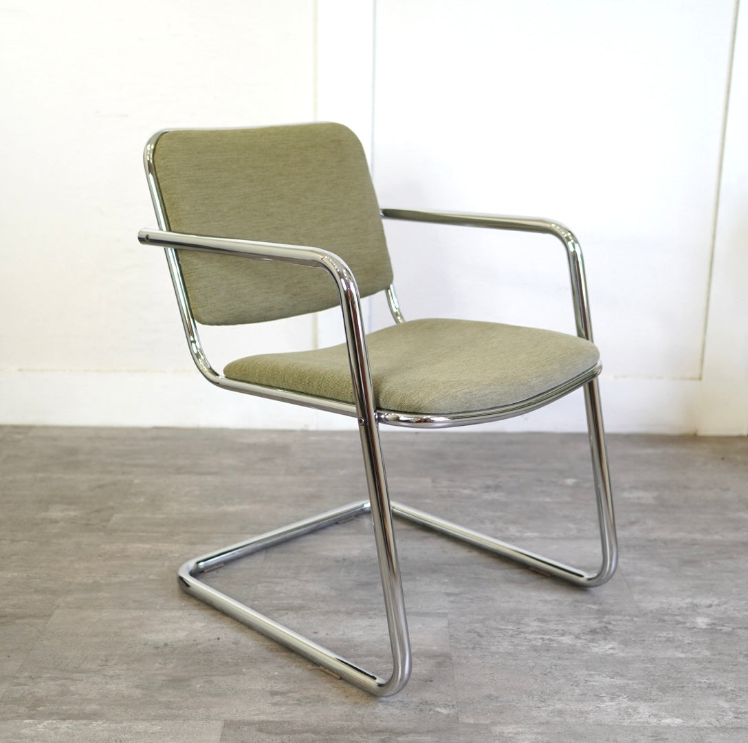 カンテレバーチェア ダイニングチェア インダストリアル モダン 中古