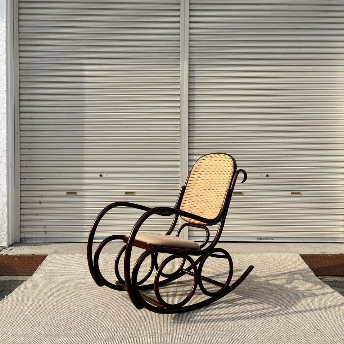 秋田木工 ベントウッド ロッキングチェア 曲木 籐編み 安寧椅子 中古