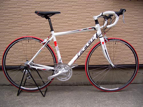 2010' FELT Z100-(新潟の自転車のプロショップ-佐々木輪店)