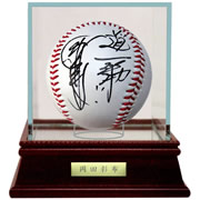 岡田彰布 直筆サインボール（証明書・ボールケース付）