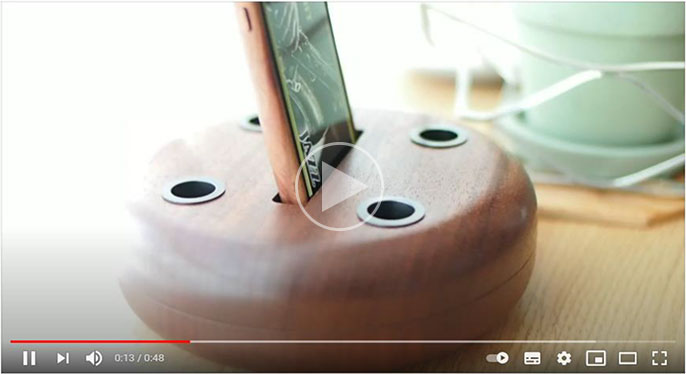 デジタルをアナログでROCA 無垢素材の反響で素敵な空間を「LIFE」