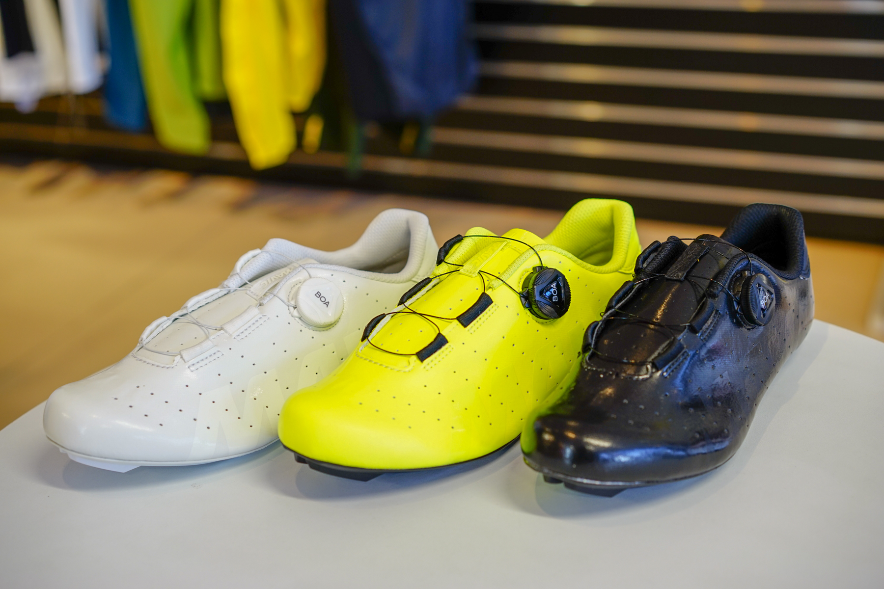 BOAダイヤルとカーボンソール採用で新登場！MAVIC COSMIC BOA