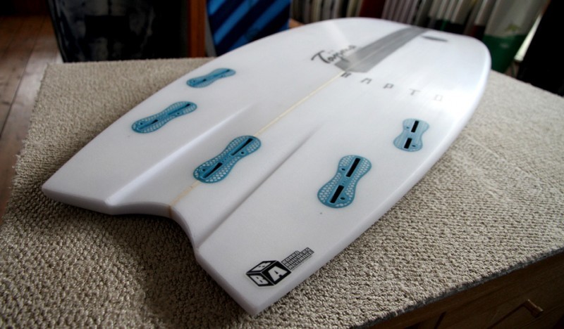 ジャスティスサーフボード「オルタナティブ RAPTOR/ラプターモデル