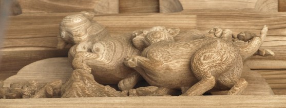 雄峯閣 ―装飾彫刻のみかた―