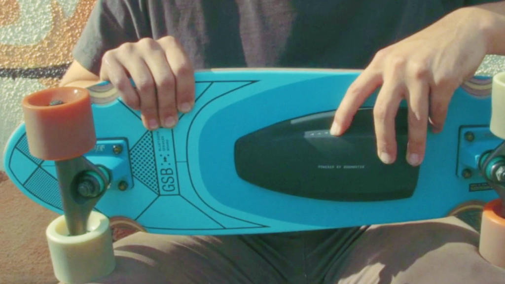 世界初！スピーカー内蔵スケートボードGLOBE、日本でも購入可能に