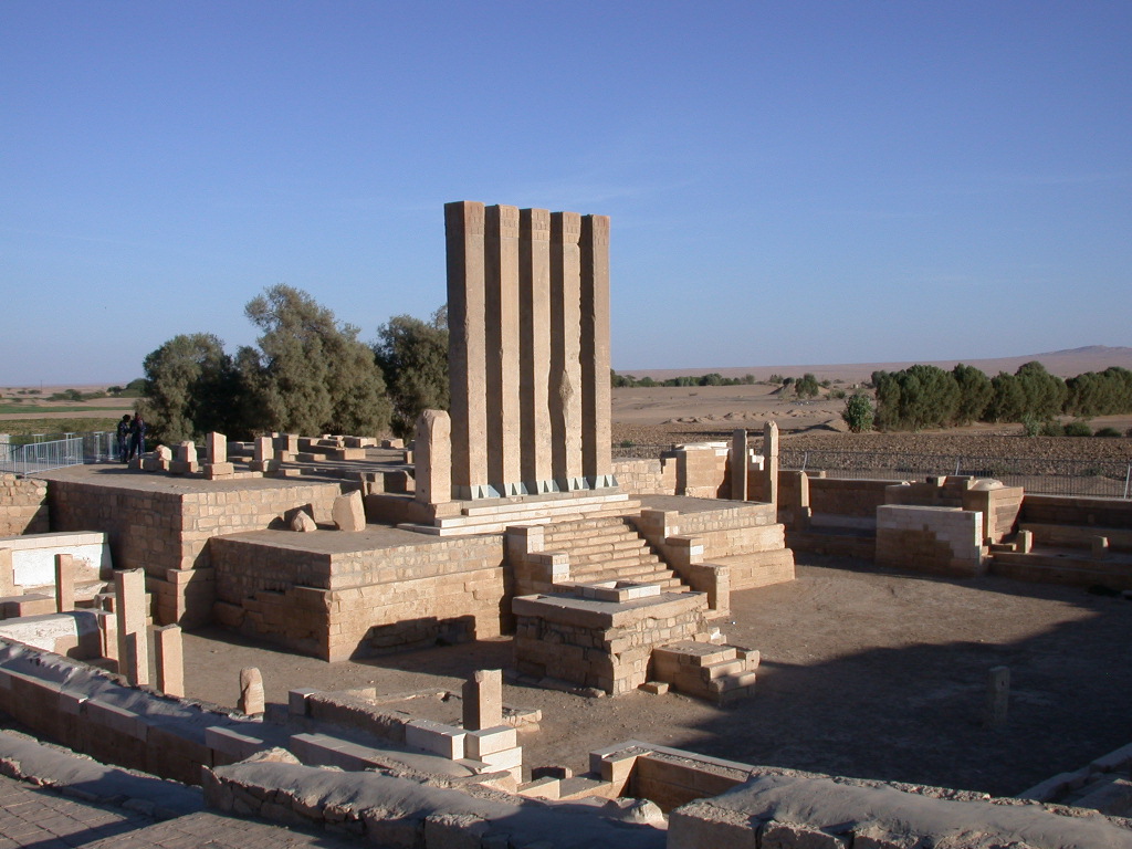 マリブ：古代サバ王国の代表的遺跡群 - 世界遺産を学ぶ