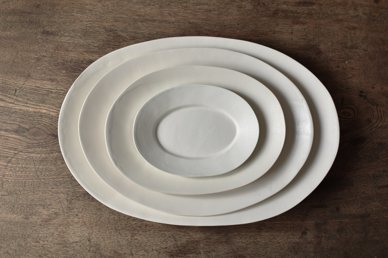 gallery yaichi | permanent artist | 井山三希子 | オーバルプレート