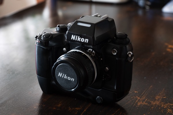 フィルム一眼レフ「Nikon F4s」を購入しました。