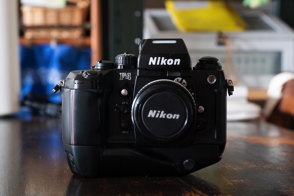 フィルム一眼レフ「Nikon F4s」を購入しました。