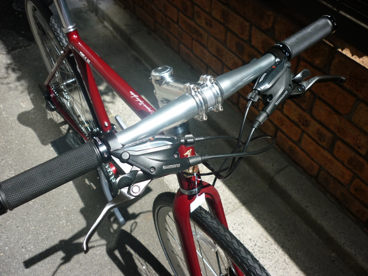 RALEIGH】限定特価！ディスク化を果たしたラレー定番のクロスバイク