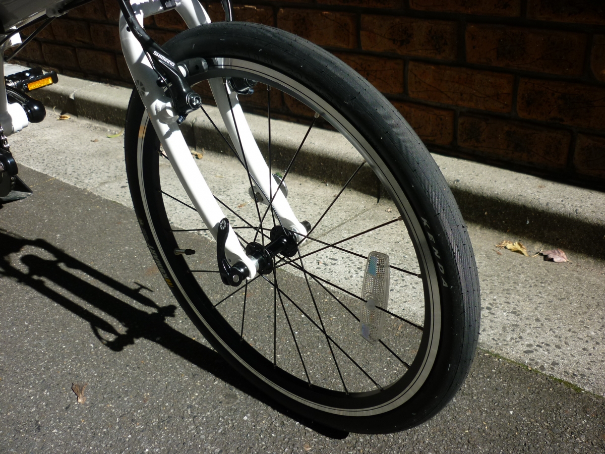 DAHON】クラス最軽量の折り畳み自転車「VITESSE D8」最新モデルが入荷