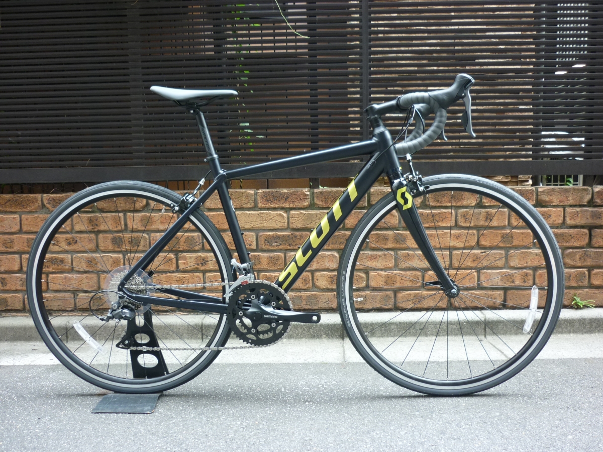 オーソドックススタイルで普段乗りに断然お薦めの“SCOTT SPEEDSTER 40