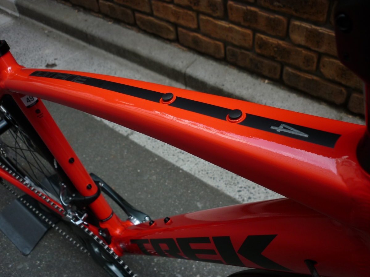 TREK】『DOMANE AL 4 DISC』油圧ディスクブレーキを採用したコスパ抜群