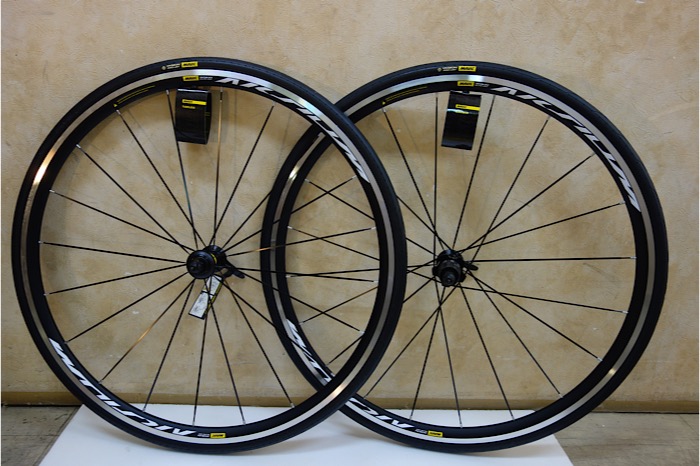 ホイール】最もリーズナブルなUST。アクシウムエリートははじめての