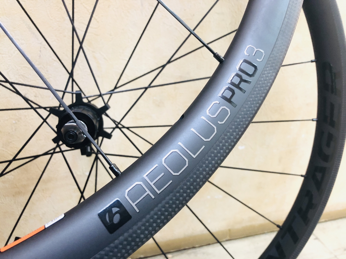 アウトレット】ボントレガーの35mmのカーボンホイール リムブレーキver