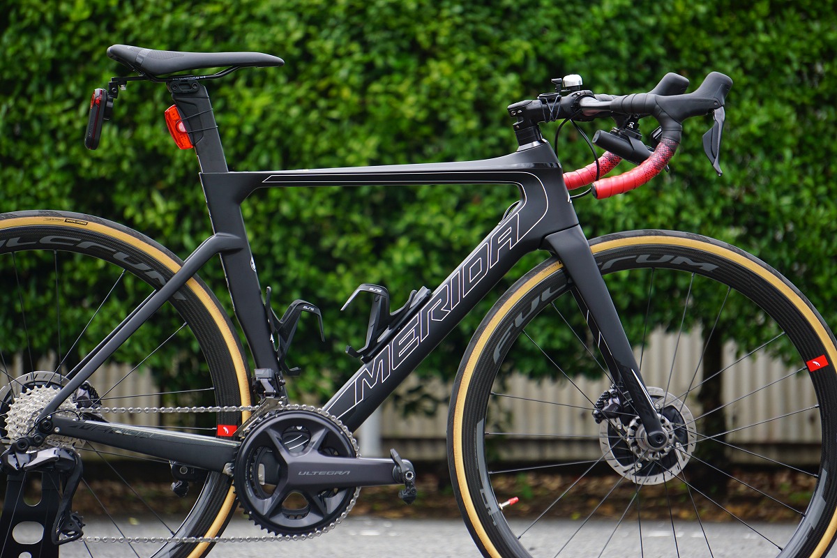 お客様の一台】MERIDA REACTO 4000カスタム！ハイテクデバイス満載の