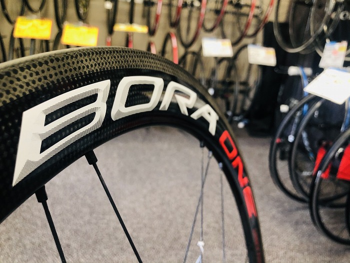 1Fカスタム館】憧れのBORA！！ULTRAとONEは○○が同じってご存知で