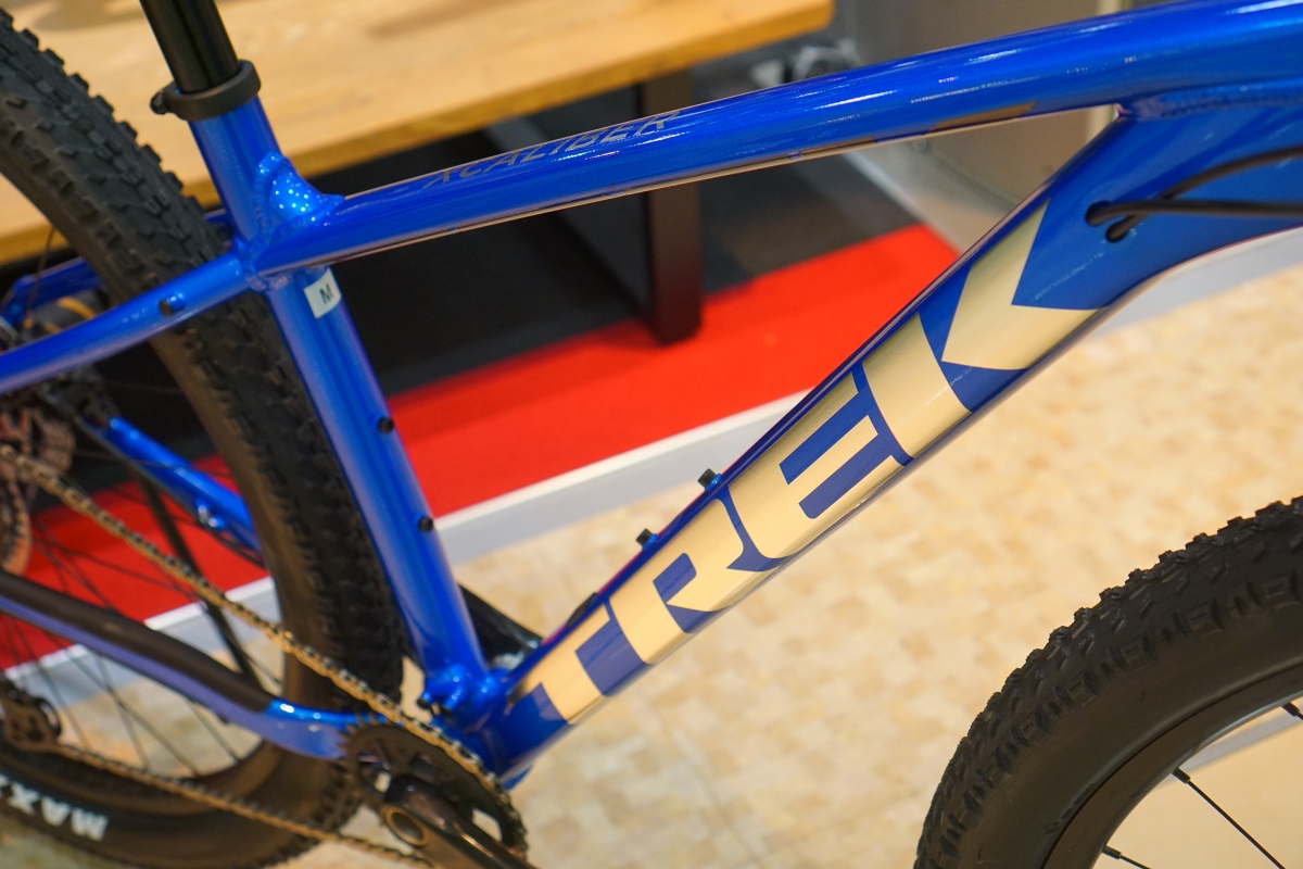 TREK】20万円台！？ 超高級パーツ＆ドロッパーシートポスト、さらに