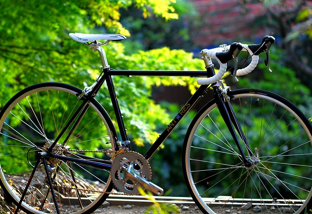 神戸】アンタレスクロモリロードをカラーカスタム！【カスタムショック