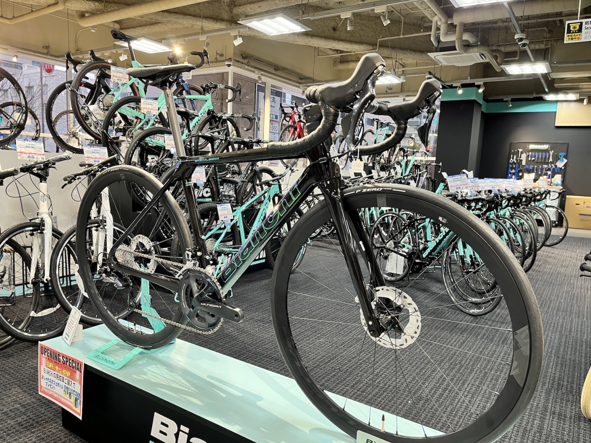 BIANCHI】ビアンキ史上最も軽く、最も美しい最上級バイクが神戸店に