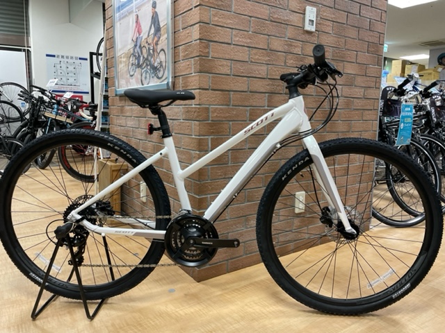 日常を楽しく、アクティブに！タフなクロスバイクの女性モデル｜SCOTT