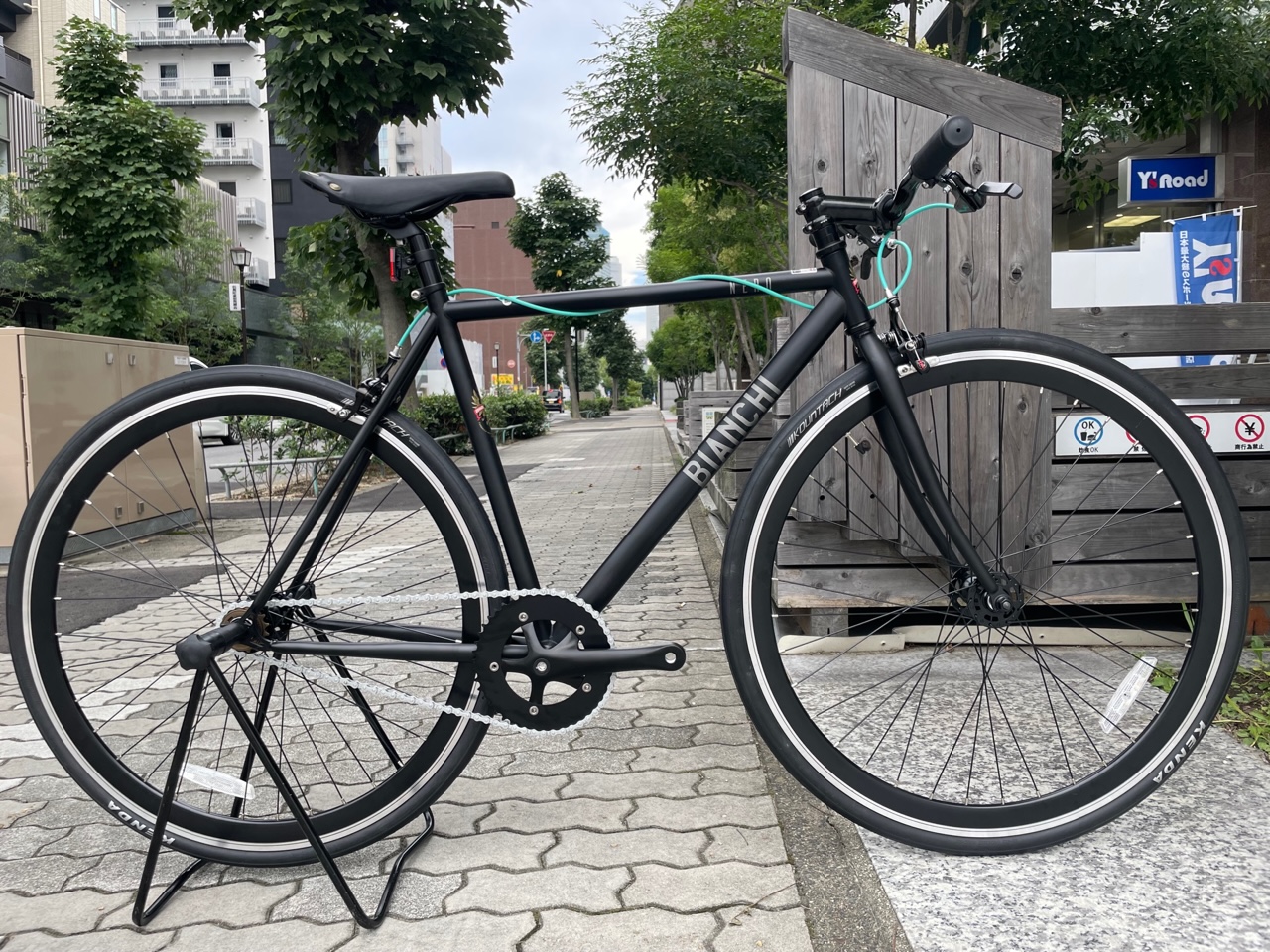 目立っちゃうかも！？国内未展開モデルをカスタムしました！【BIANCHI