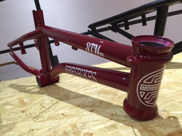 2016年NEWモデル公開！】豊富なカラーラインナップに新たなモデル