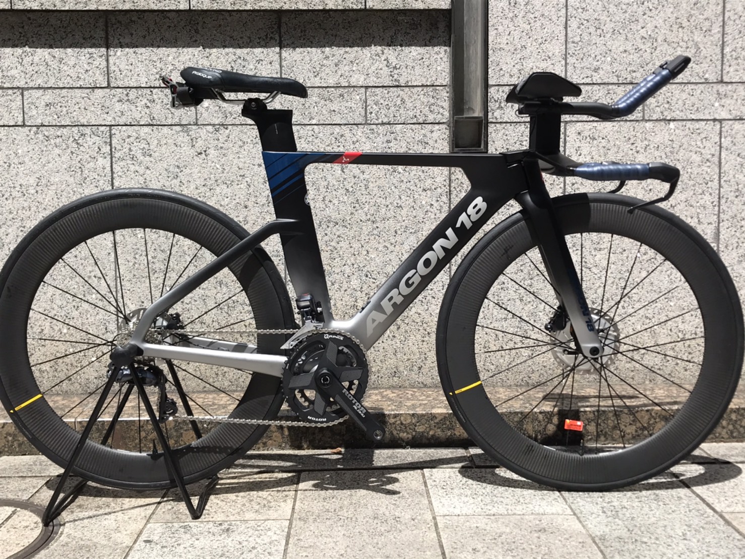 お客様の一台 至高の軽量TTバイク】ARGON E－118 TRI+ | Y's Road