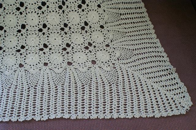 クロシェトップクロス 90×90 手編みレース マルチカバー – Heartful