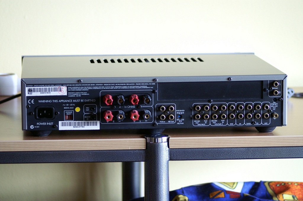 ARCAM FMJ A32: The Silver Star | Zoki Audio - Hi-Fi Equipement Reviews