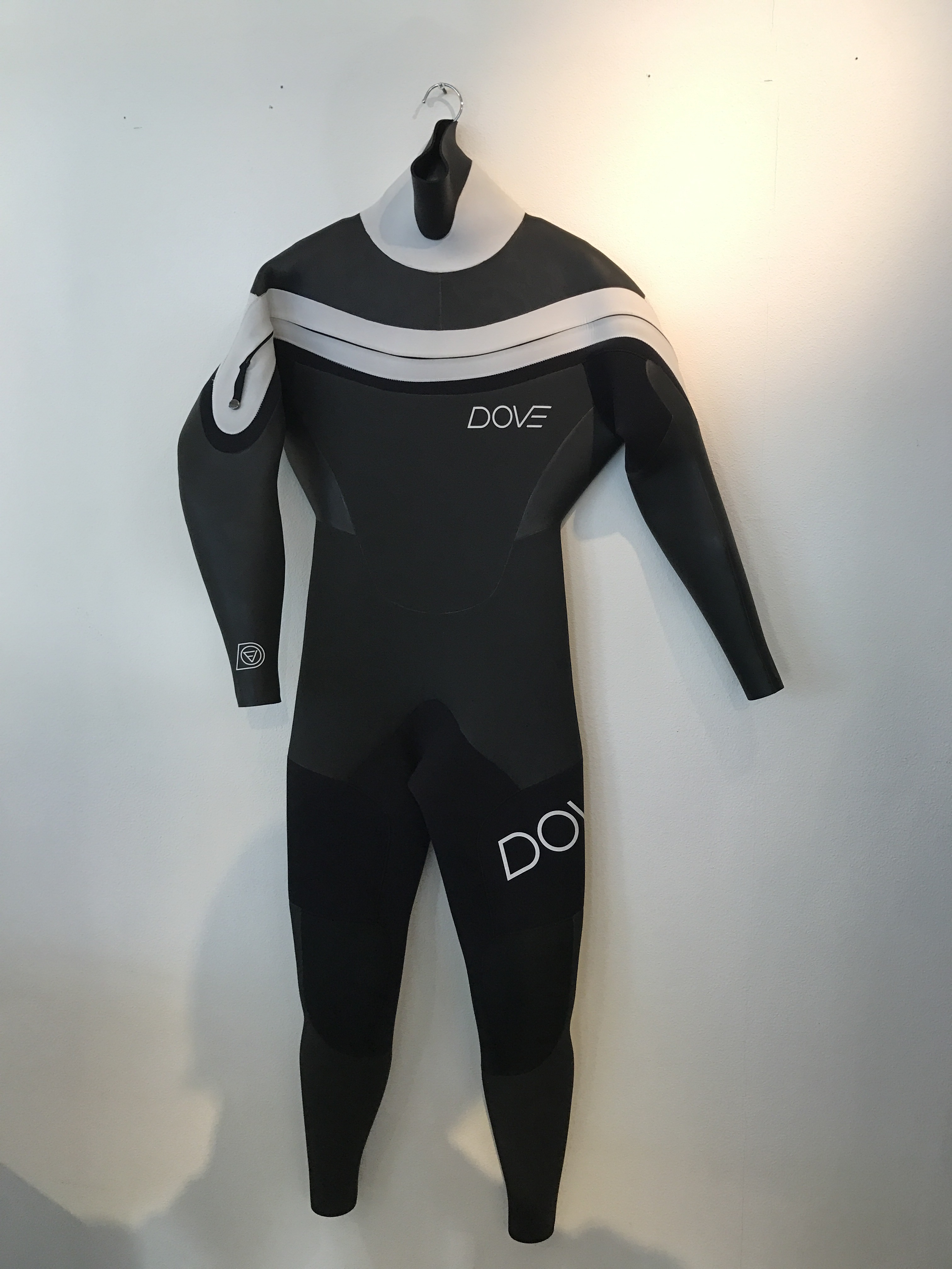 DOVE SURFING WETSUITS - 1975 – 世田谷区下馬のサーフショップ 三軒茶屋