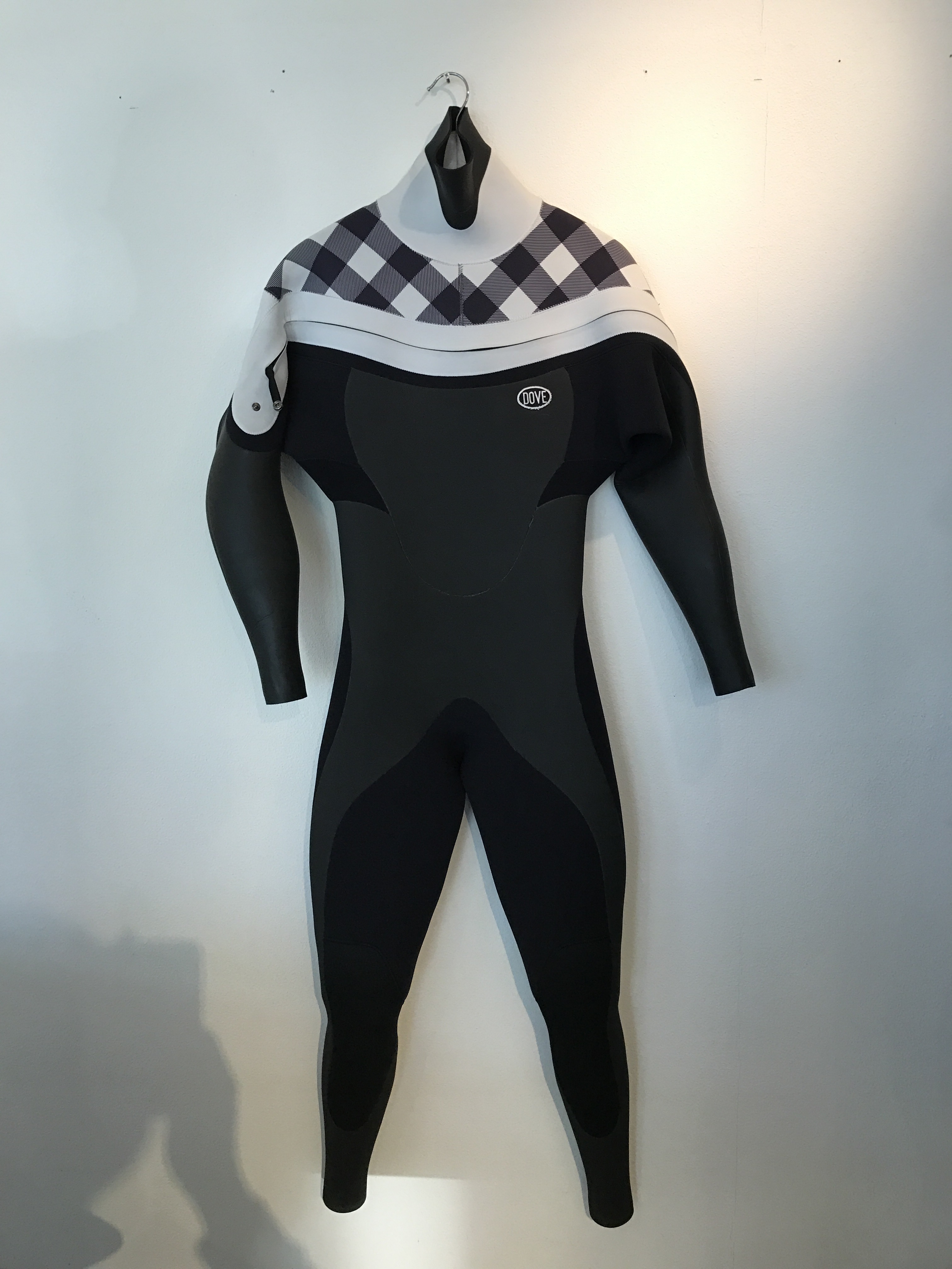 DOVE SURFING WETSUITS - 1975 – 世田谷区下馬のサーフショップ 三軒茶屋