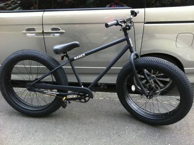 4Rule kamakura / BRONX ファットバイク MBK×BK 極太タイヤ 26インチ