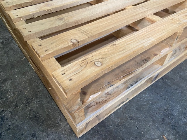 中古パレット買取・販売｜株式会社8010