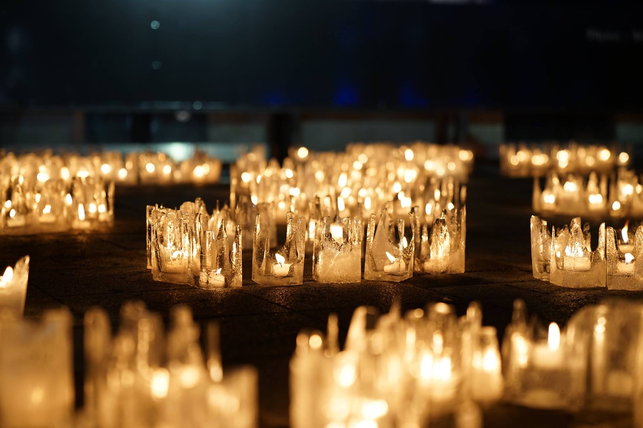 長野県諏訪地方で2万個のキャンドルが点灯！ 「アイスキャンドル2020