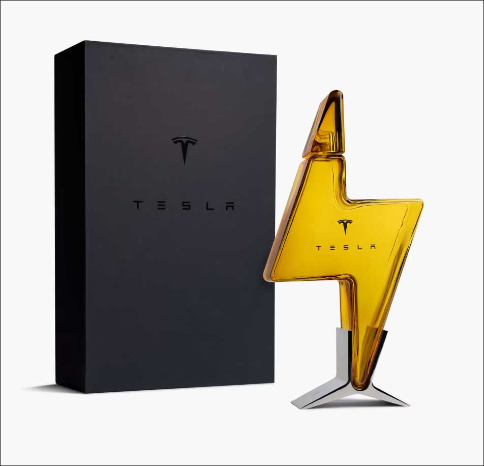 テスラがテキーラのショットグラスを販売