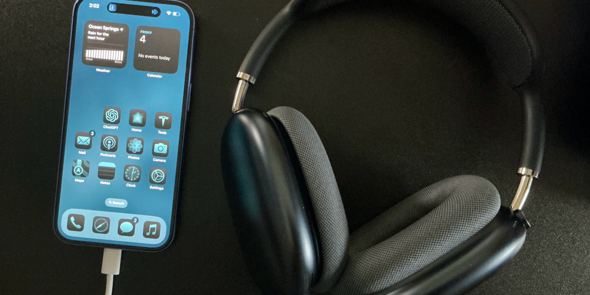 You can still buy AirPods Max with Lightning, and that's good for