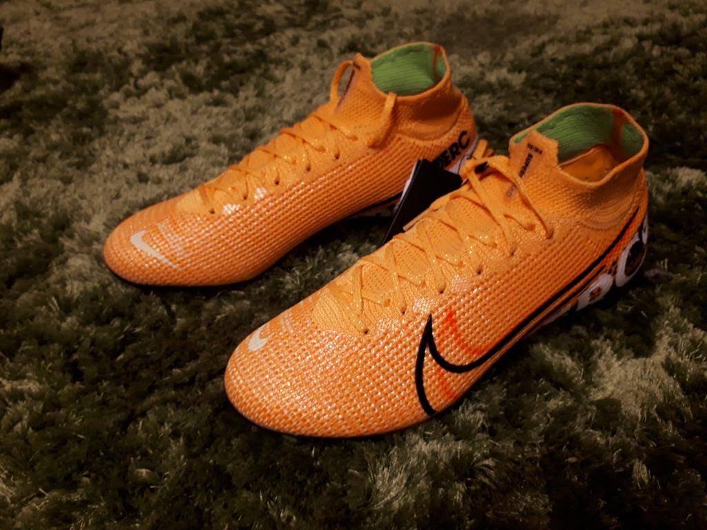 NIKE マーキュリアル スーパーフライ 初期モデル 【公式通販】