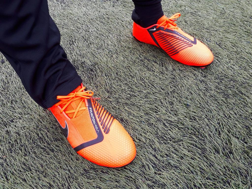 ナイキ ファントムヴェノム エリートFG レビュー！ - 0014のblog