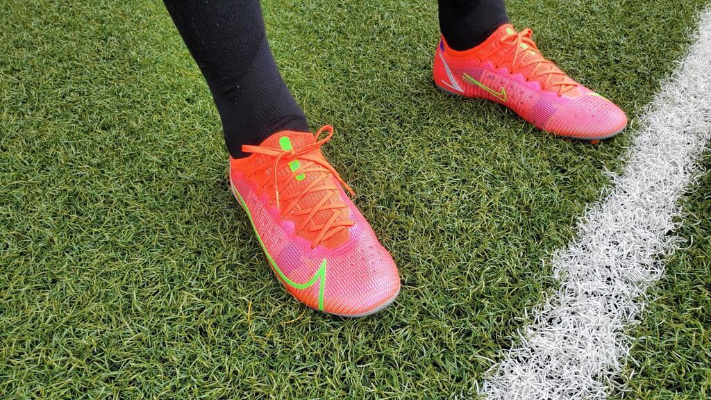 Nike Mercurial プロ レッド スパイク AG 人工芝用 Nike Mercurial