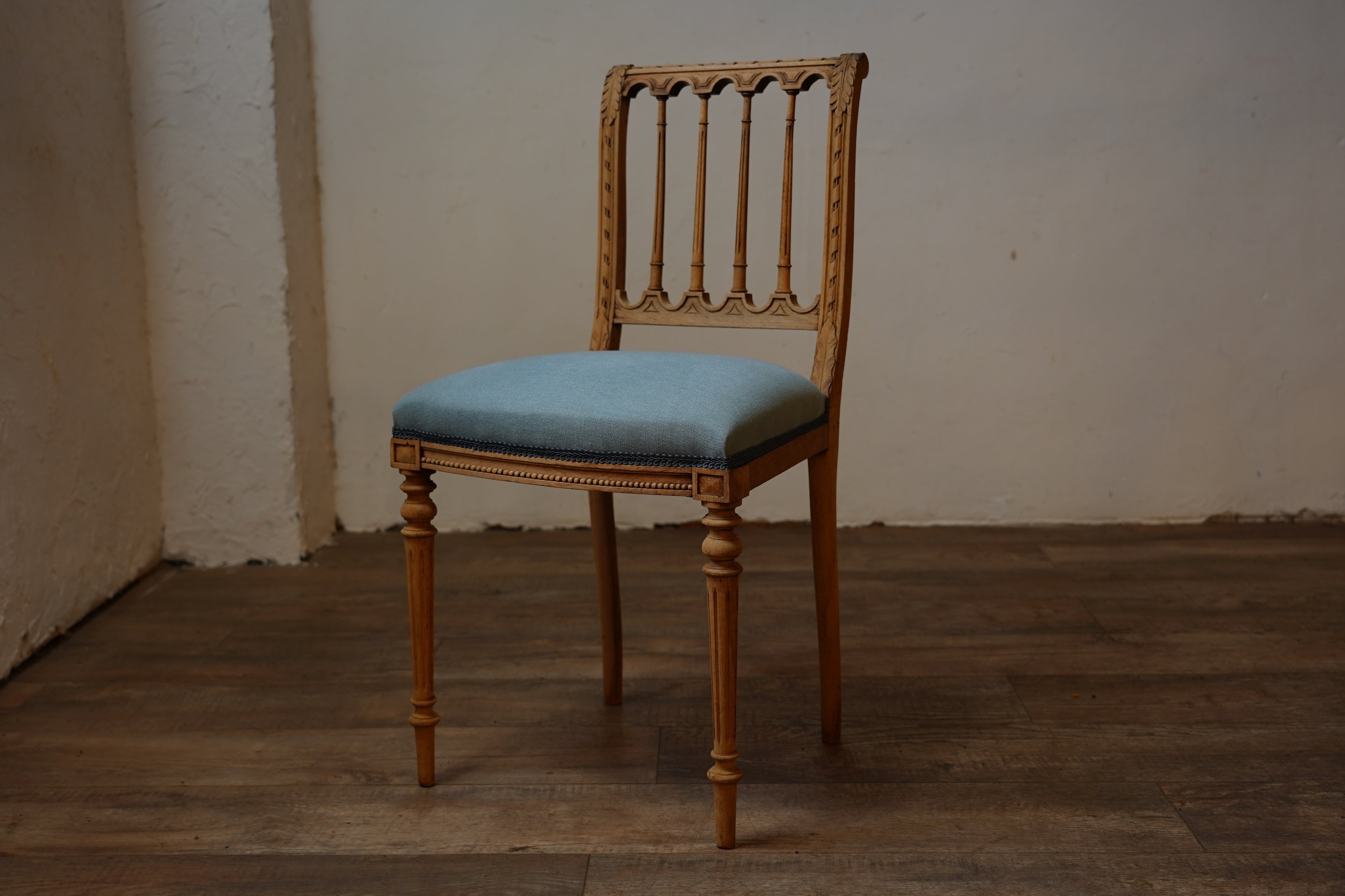 アンティークチェア ルイ16世様式 F194 – 14e Online shop