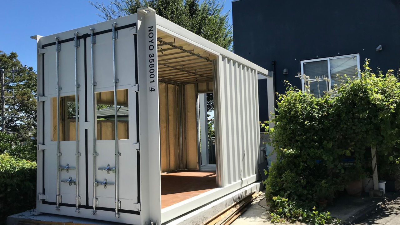 コンテナハウスのフラワーショップ | 施工事例 | コンテナハウス 2040 JP