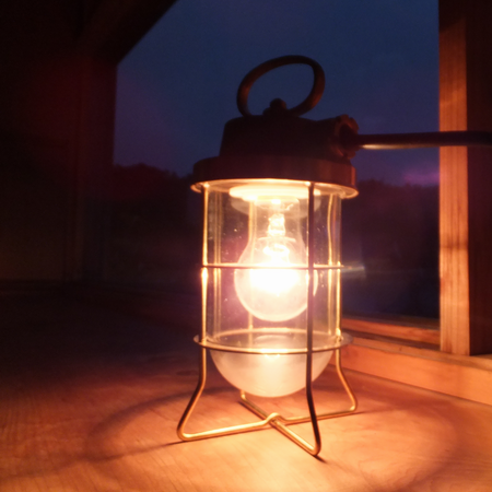 テサゲマリンライト | 船のでんきや日東電機