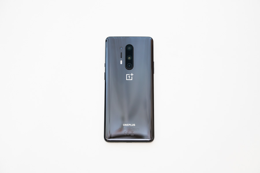 OnePlus 8 Proレビュー】敵無しの完成度。流石の一言【欠点3つ