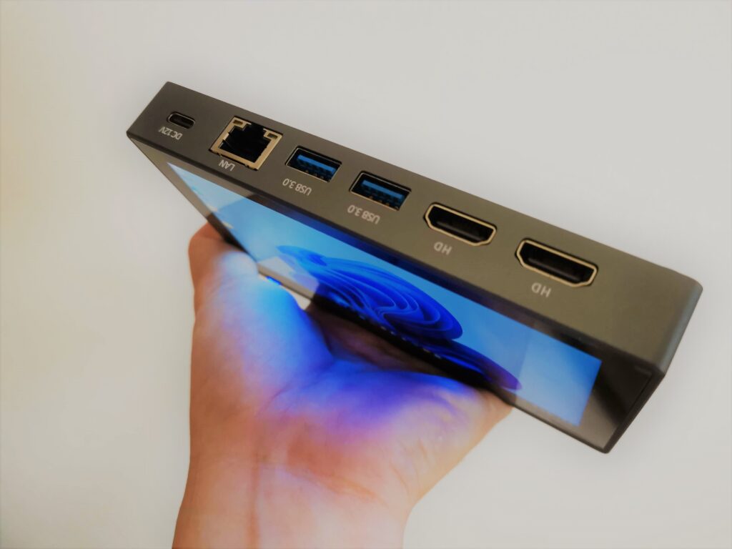 GOLE1 PRO 個人レビュー 5.5インチ型 UMPC？Windowsタブレット 5インチ