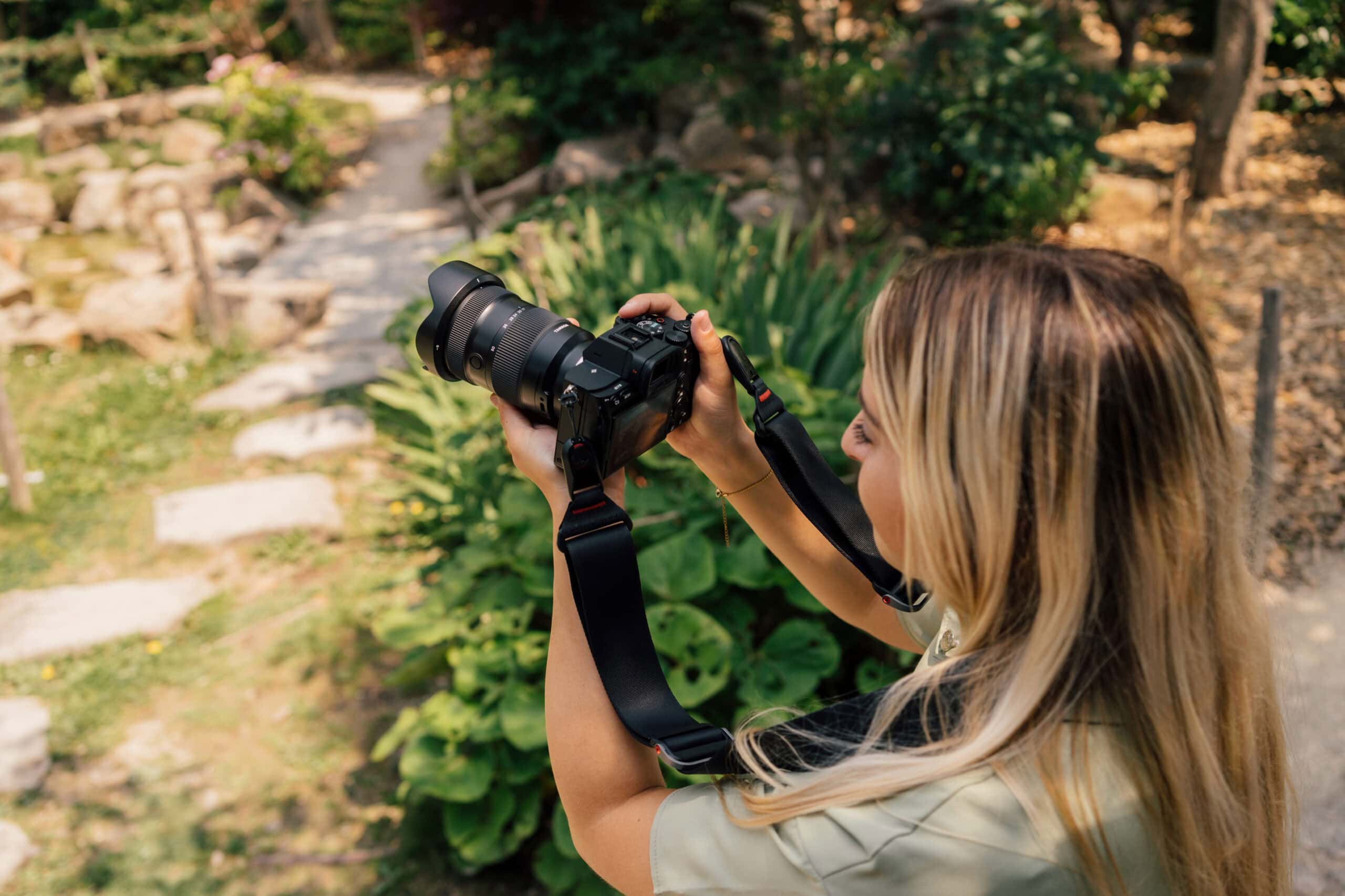 Tamron 17-50mm Sony E-Mount Wide-Angle Zoom Lens